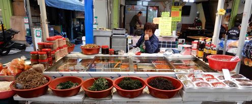 Seoul Central market (Sindang-dong Jungang Market).
