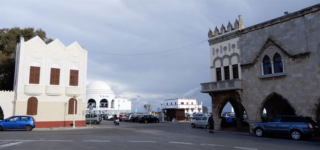 Kountourioti Square seen from Eleftherias Square.