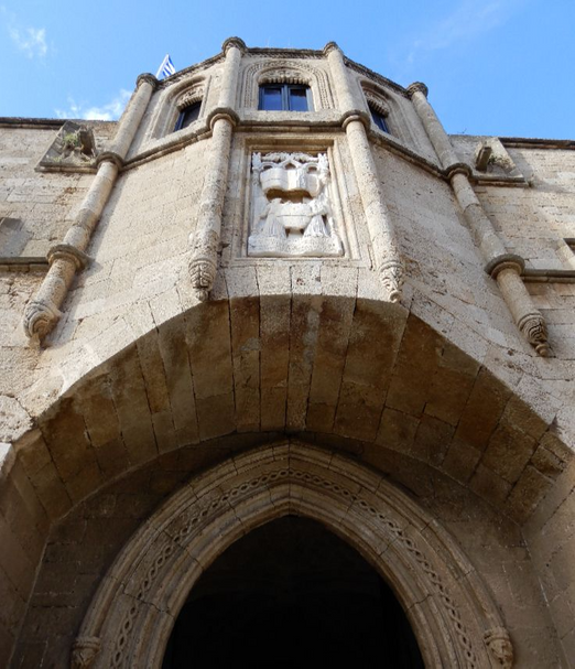 The entrance of the “Archaelogical Museum”.