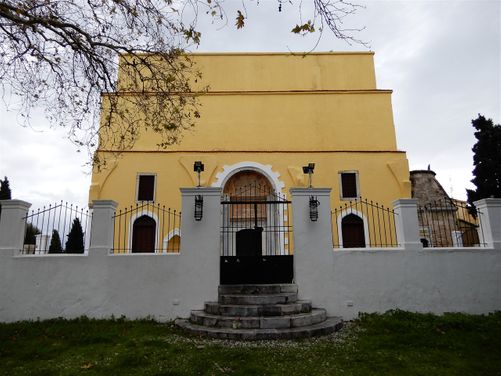 The “Sultan Mustafa Mosque”.