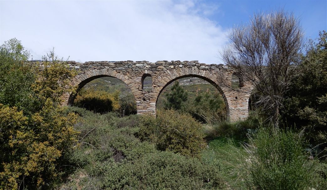 The 18th century, eight-arched aqueduct near St Eftsathios monastery.