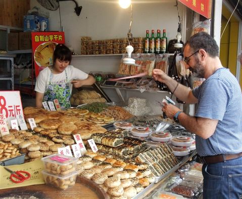 Pie and cake vendor in North Street.