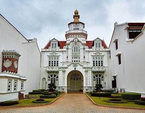 Chee Ancestral Home.