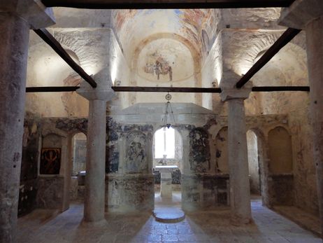 The marble templon and the nave of the main church.