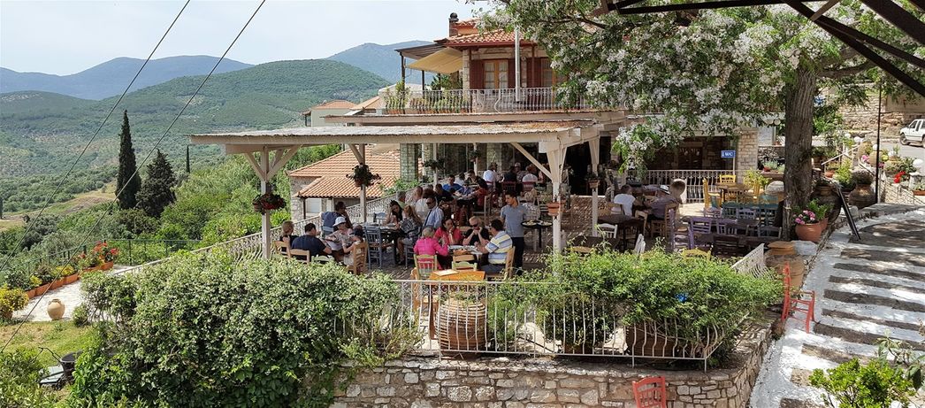 Ithomi restaurant at Mavromati village.