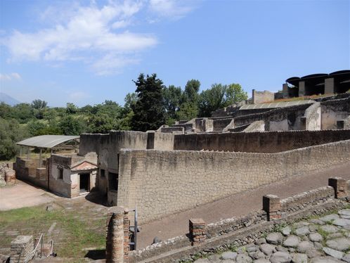 Terme Suburbane.  Located outside the city, just before Porta Marina.