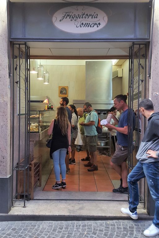 One of the best cuoppi in Napoli can be found at Friggitoria Vomero. PIzza fritta is also among the dishes you have to buy here.