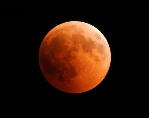 While in Vytina we watched a total eclipse of the moon (July 2018).