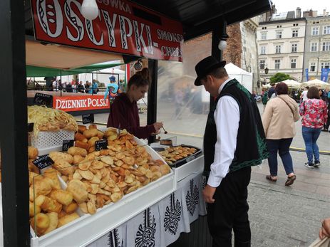 Oscypek-like street vendor.  All these kinds of smoked cheese tastes like oscypek, but it is not oscypek, as it does not follow all the criteria set by the EU.