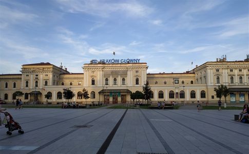 The Old Dworzec Glowny (Main Train Station), which is now used as an exhibition center, as since 2014, a new terminal and underground facilities have built just to the north of it.