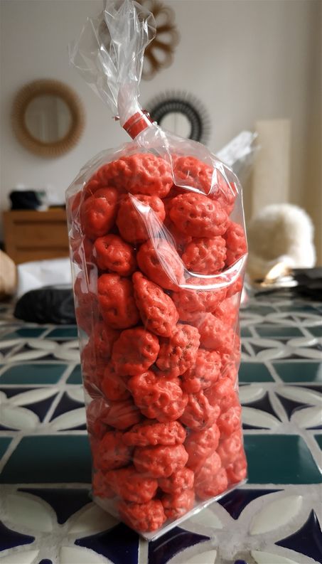 Pralines (praline roses) de Lyon is an excellent souvenir to bring back home from Lyon.