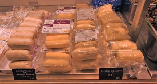 Quenells displayed at Halles de Lyon.