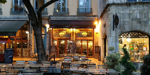 In central Lyon there are lots of bouchon restaurants.