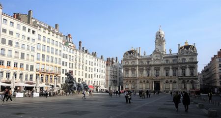 Hôtel de Ville de Lyon on Place des Terreaux.