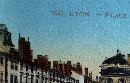 Place des Terreaux, in the interwar period (courtesy Bibliothèque municipale de Lyon).