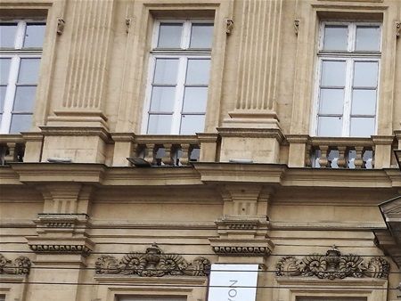 The entrance of the Museum of Fine Arts of Lyon, on Place des Terreaux.