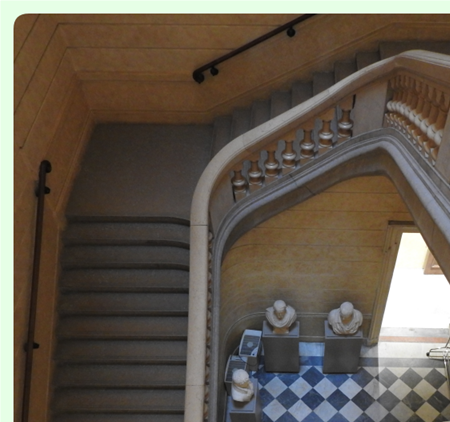 Inside Le Palais Saint-Pierre.