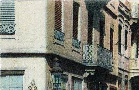 Rue Victor Hugo.