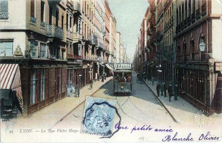 Rue Victor Hugo.