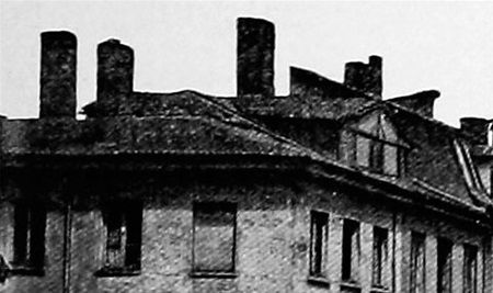 The Gros Caillou at the beginning of the 20th century, still at its old place at Boulevard de la Croix-Rousse