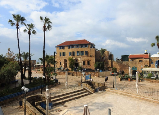 Kdumim Square.