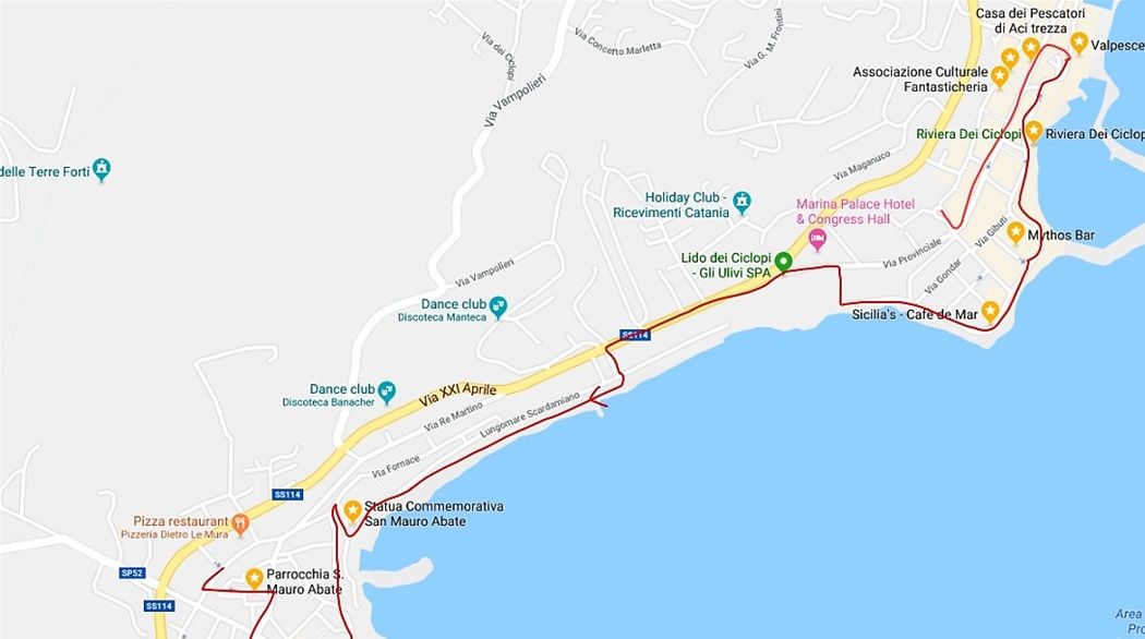 The proposed walk (in red) from Aci Trezza to Aci Castello.