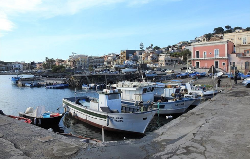 Aci Trezza harbor.
