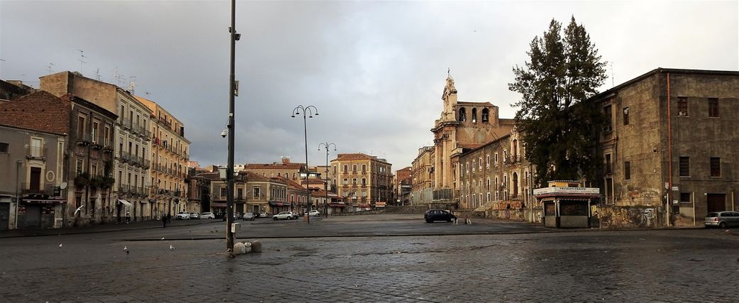 Piazza Carlo Alberto di Savoia.
