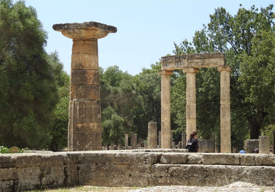 Philippeion seen from Heraion.
