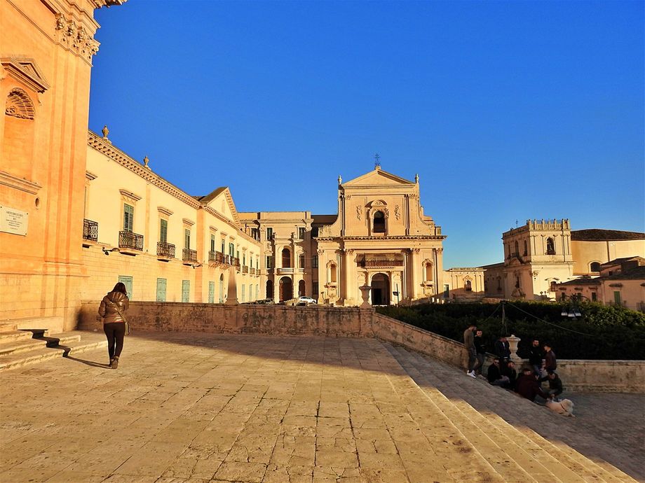 Basilica Santissimo Salvatore e Torre Belvedere seen from the top of the staircase of Basilica Minore di San Nicolò (Noto Cathedral).