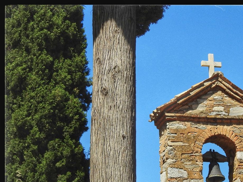 The belfry of the catholicon.