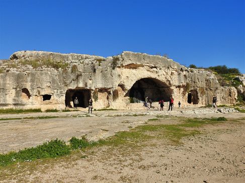 The Grotta del Ninfeo (the nymphaeum grotto).