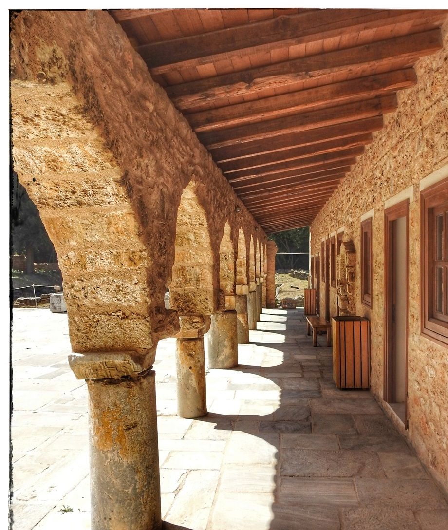 The arcade on the main courtyard.