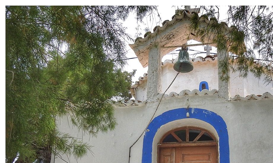 Saint Nikolas chapel located on the beach, where the old port of the walled city used to be.
