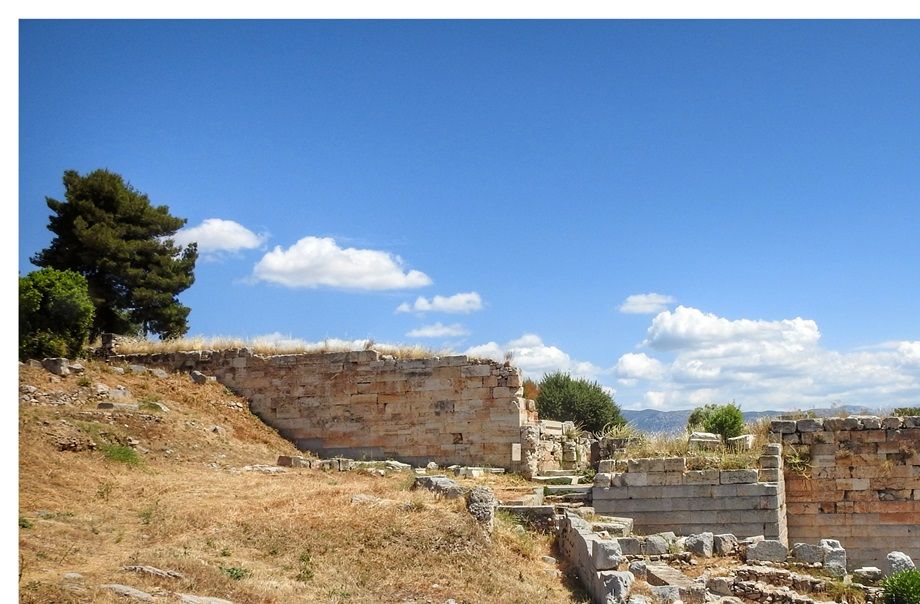 The South Gate and the south addition to the fortification walls.