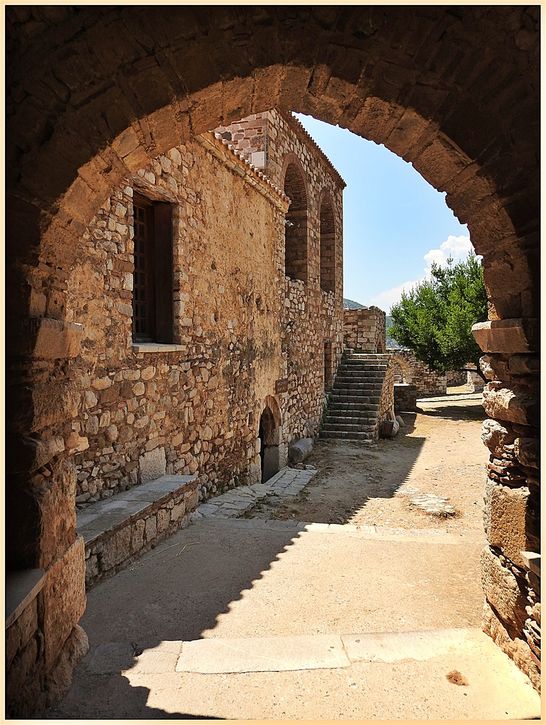 The bordonario (stable) seen through the NE monastery gate. The bordonario, fully restored today, houses a religious art gallery.