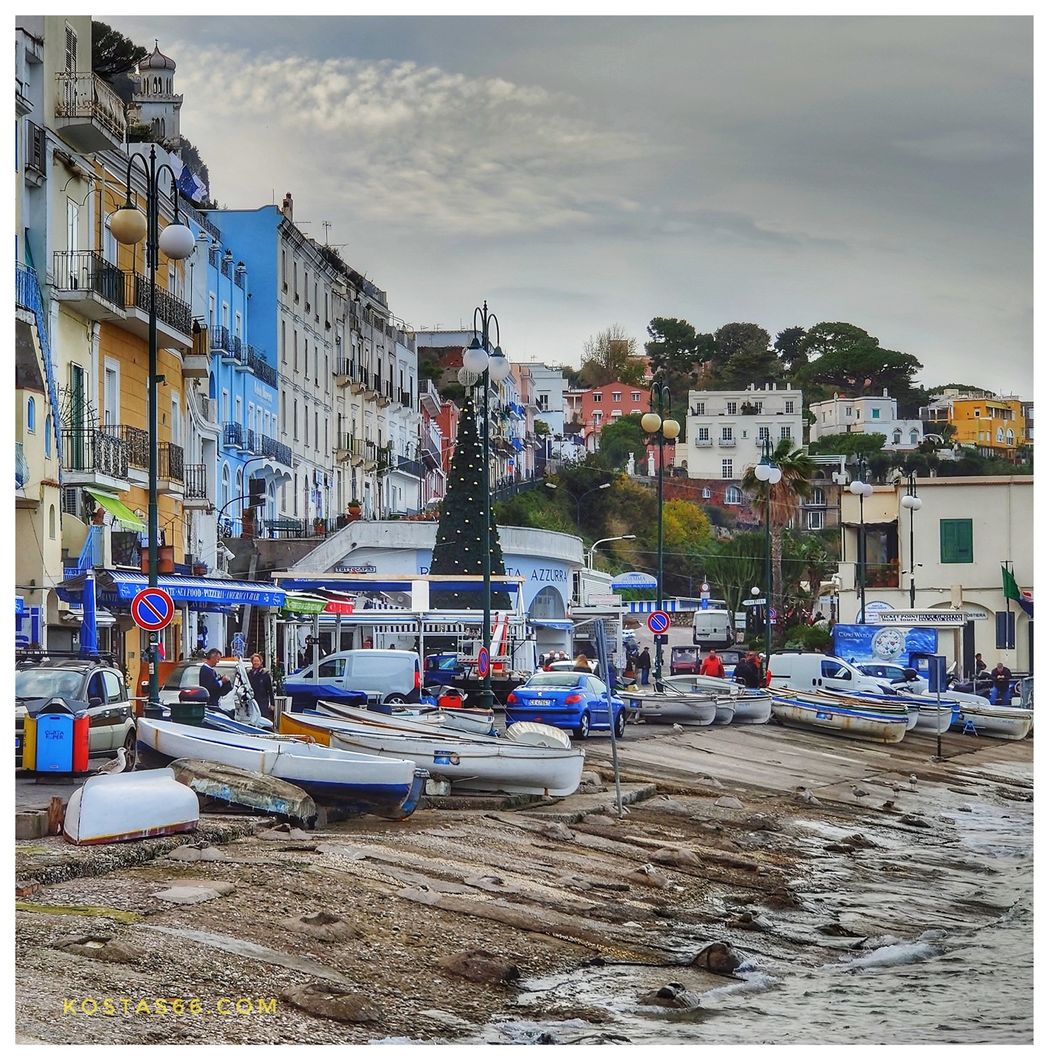 Porto Commerciale di Capri. Marina Grande.