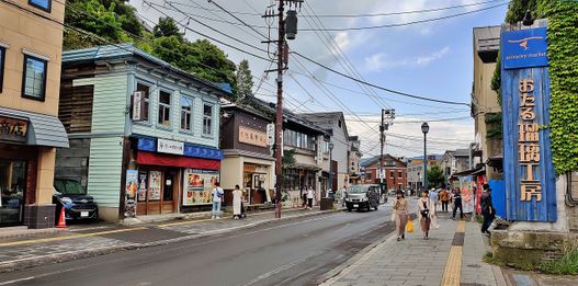 Sakaimachi Dori.