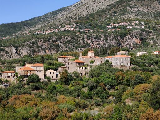 Chora seen from from the veranda of “Με Θέα” Tavern.