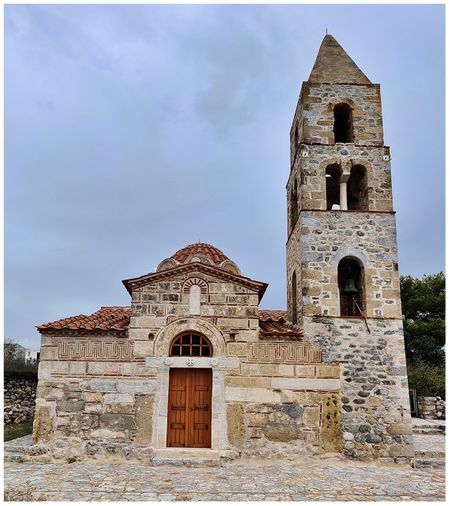 Agios Nikolaos at Ochia village.