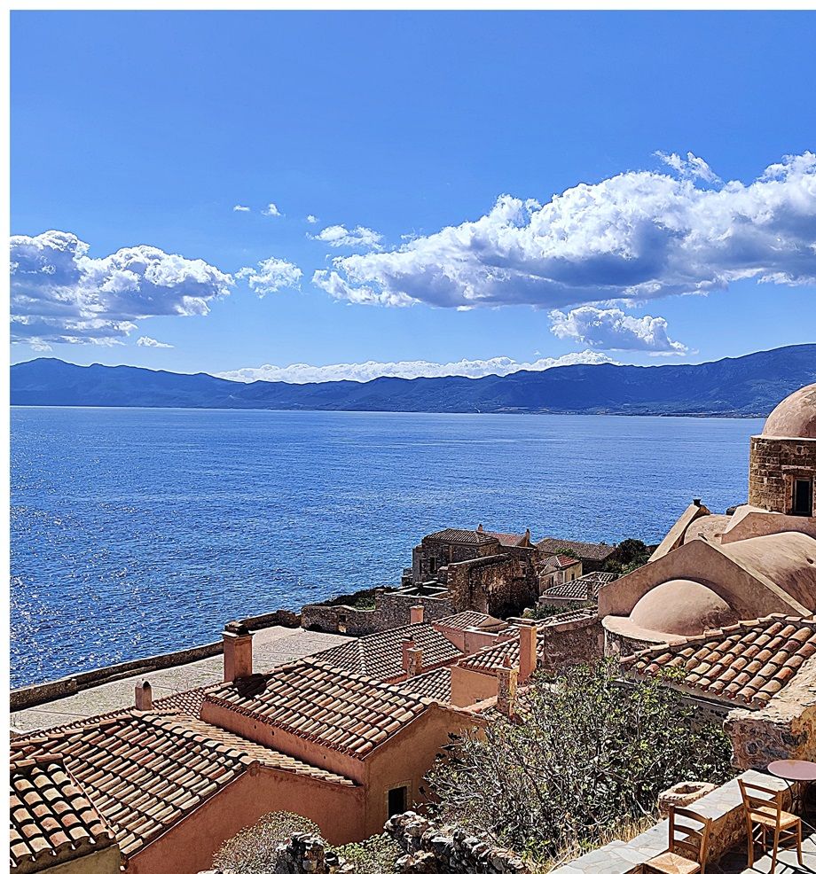 The church of Agios Nikolaos and the 