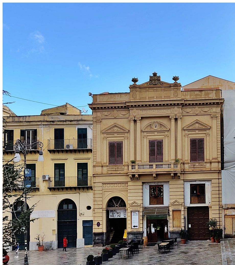 The facade of Real Teatro Bellini on Piazza Bellini.