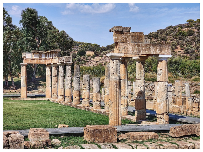 The north colonnade of the Stoa.